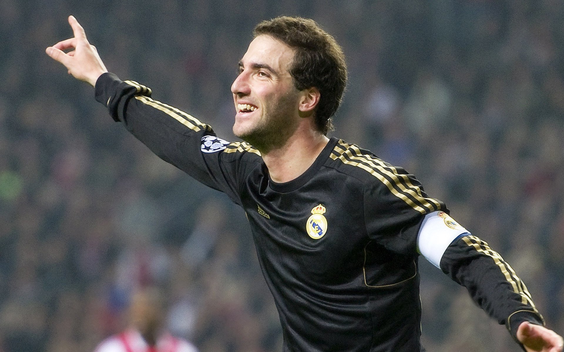 特斯·冯·迪克：在进攻和防守之间自由切换，助力南非队打出流畅配合